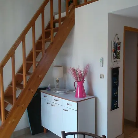 Duplex Parking Gratuit Apartment